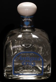 Antigua Cruz Tequila Silver - Click to enlarge